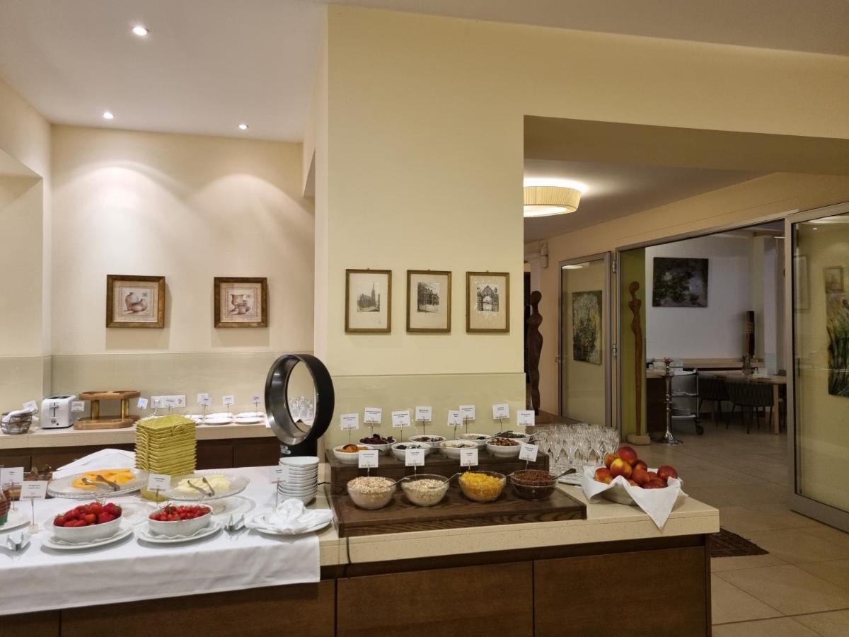 Birkenhof Gols - B & B - Wohlfuehl Hotel Mit Wochenend-Restaurant Extérieur photo