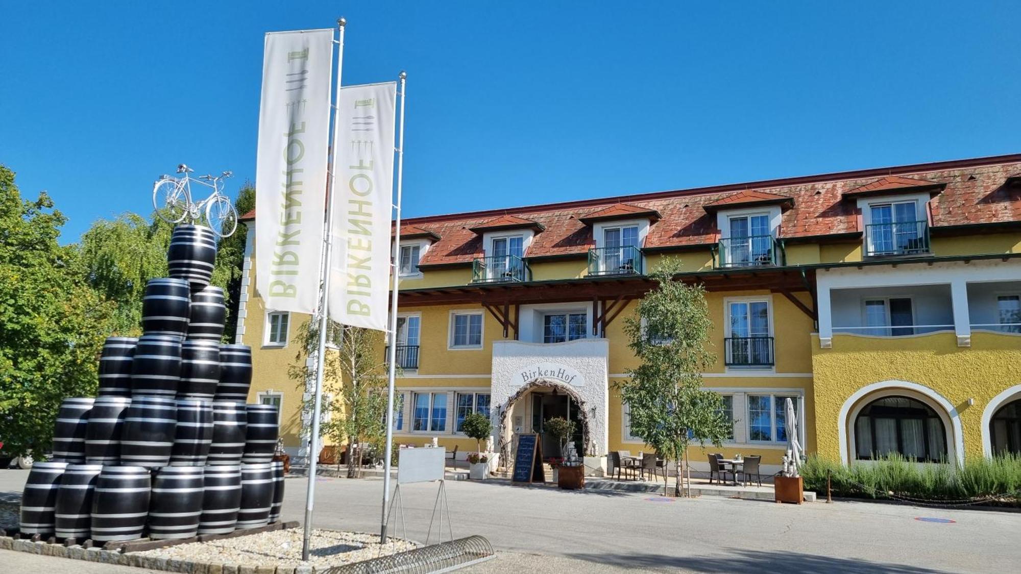 Birkenhof Gols - B & B - Wohlfuehl Hotel Mit Wochenend-Restaurant Extérieur photo