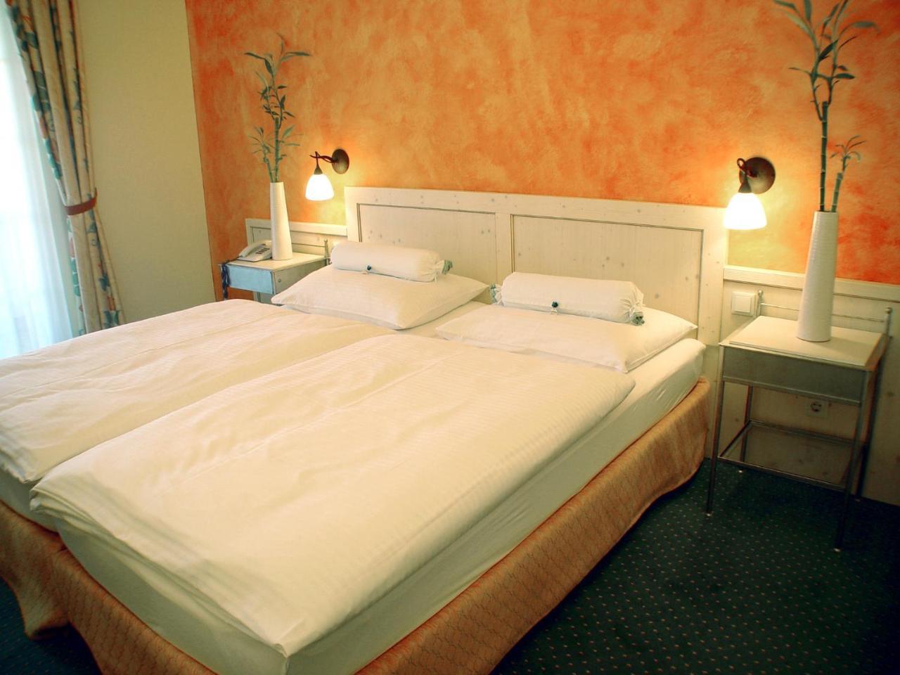 Birkenhof Gols - B & B - Wohlfuehl Hotel Mit Wochenend-Restaurant Extérieur photo